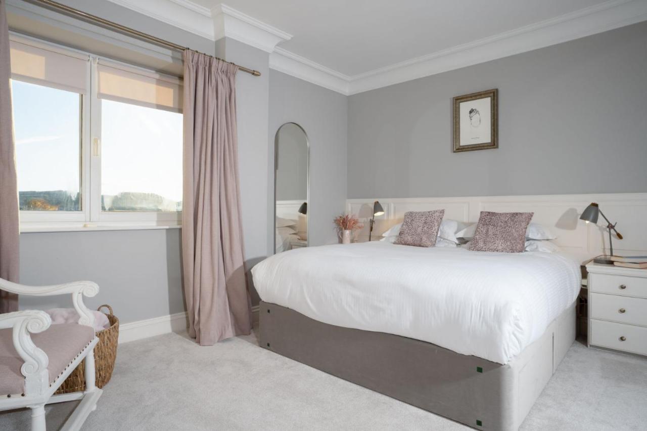 Brand New - Contemporary - 2 Bedroom - 2 Bathroom - Spacious Apartment - Lake Views Ambleside Exterior photo